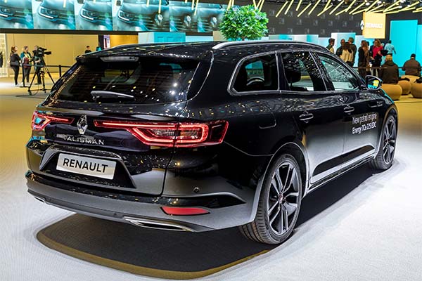 https://www.auto-mattern.de/wp-content/uploads/2018/04/renault-talisman-s-edition-hinten.jpg