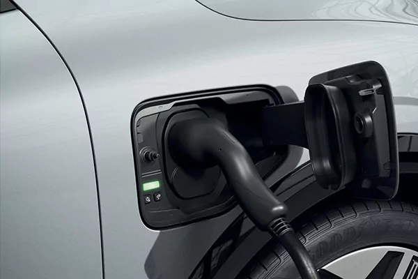 Entdecken Sie den neuen Renault Megane E-Tech 100 % elektrisch - Auto  Mattern